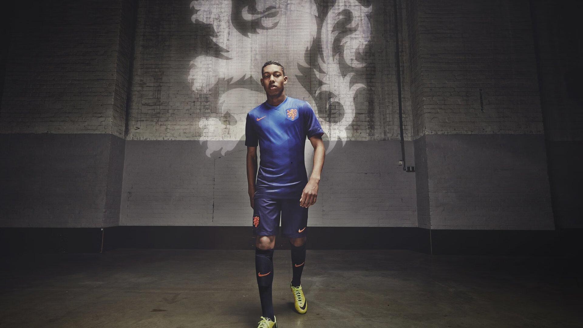 莱比锡主帅赛前坦言,皇马200冠底蕴难撼动,但我们会为尊严而战!